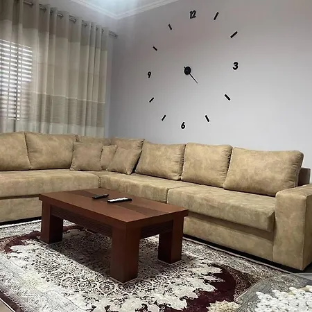 Apartment Fancy Tirana